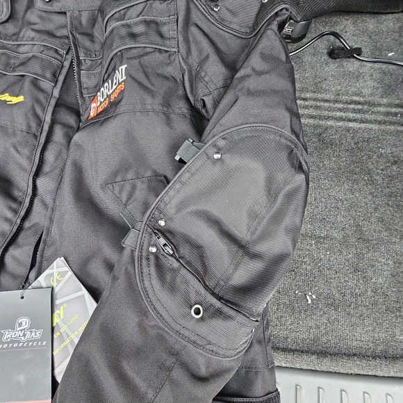 Biker Suit - Picture 2 of 10